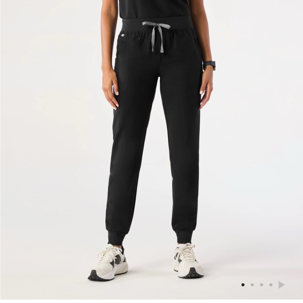 Women's Black Scrub Set
